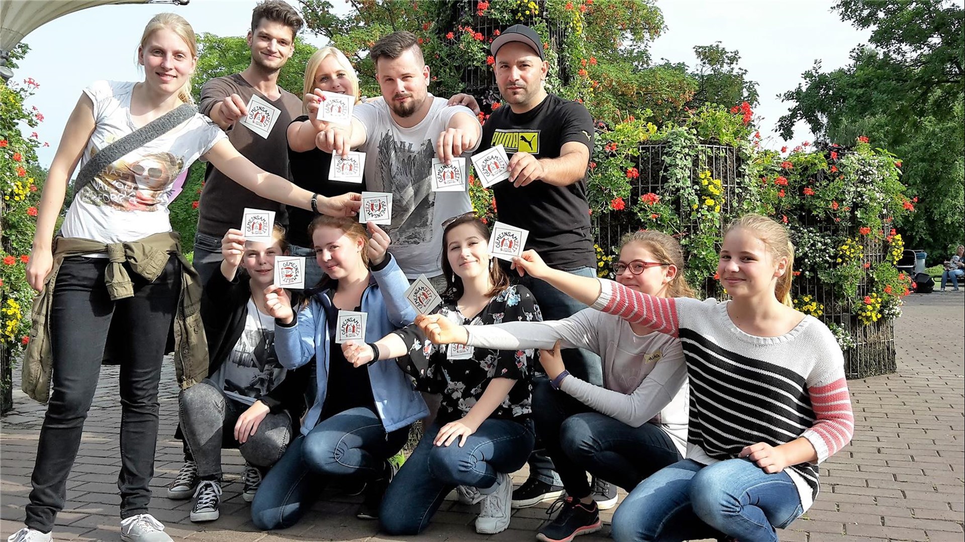 Gruppenbild mit GemeinsamZeit-Stickern
